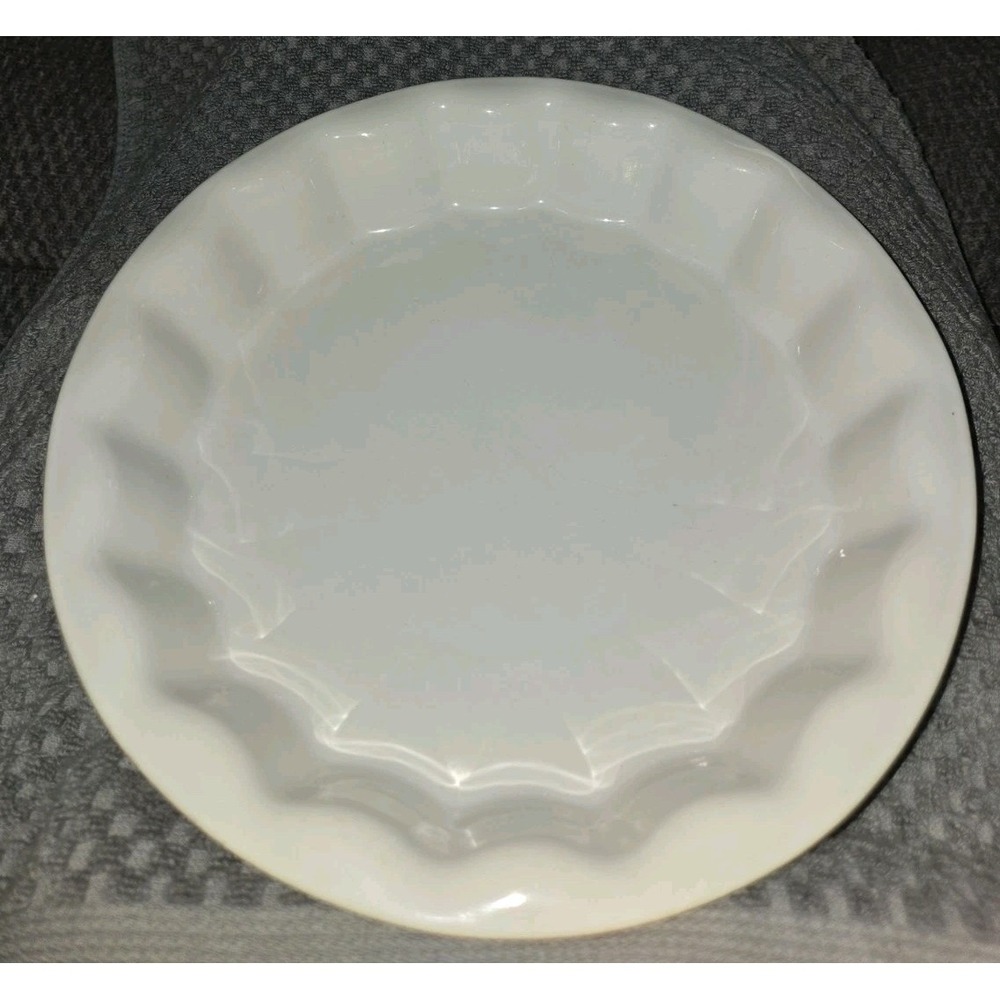 Wilton Portugal Yellow Ceramic‎ Fluted Pie Dish Baking Pan 10 inch 2004